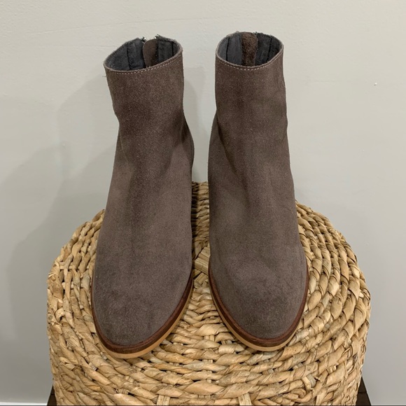 Steve Madden Legally Leather Booties - Picture 7 of 7